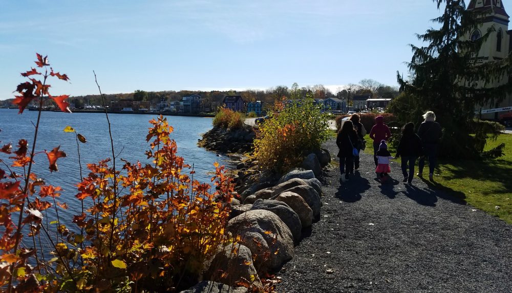 Nova Scotia - Mahone Bay Tour Seaside -  Halifax Attractions